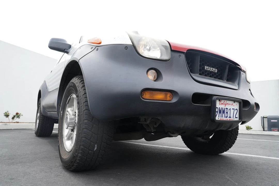 1999 Isuzu VehiCROSS - Image 20 of 31