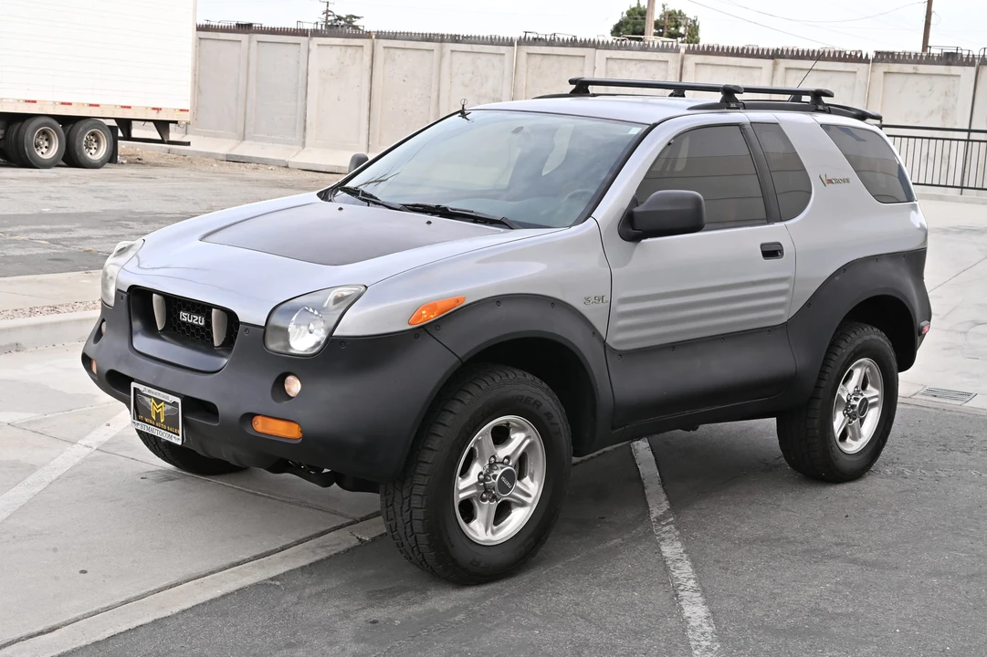 1999 Isuzu VehiCROSS - Image 2 of 31