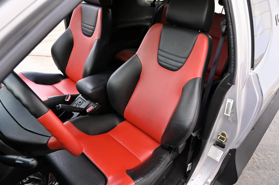 1999 Isuzu VehiCROSS - Image 24 of 31