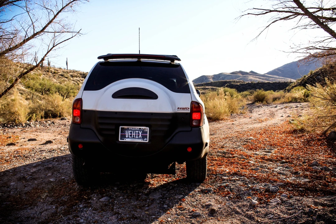 1999 Isuzu VehiCROSS - Image 10 of 31