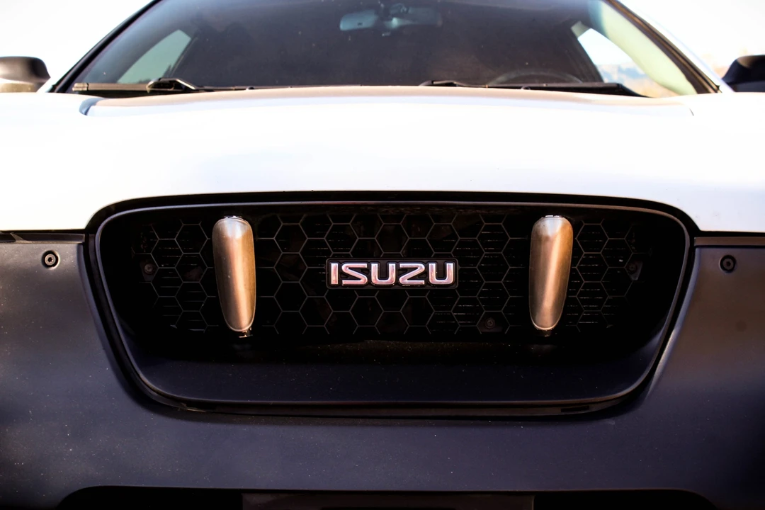 1999 Isuzu VehiCROSS - Image 21 of 31