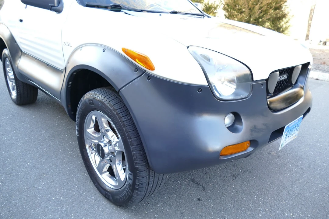 1999 Isuzu VehiCROSS - Image 21 of 31