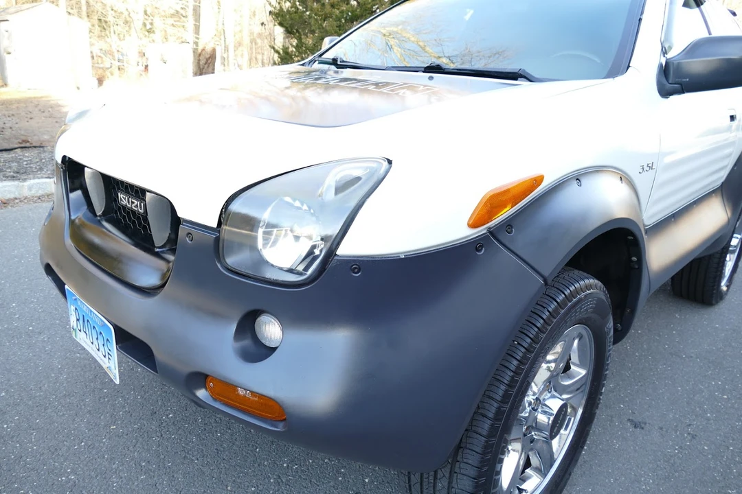 1999 Isuzu VehiCROSS - Image 26 of 31