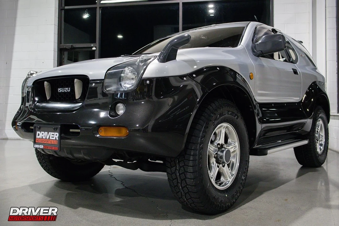 1999 Isuzu VehiCROSS - Image 23 of 25