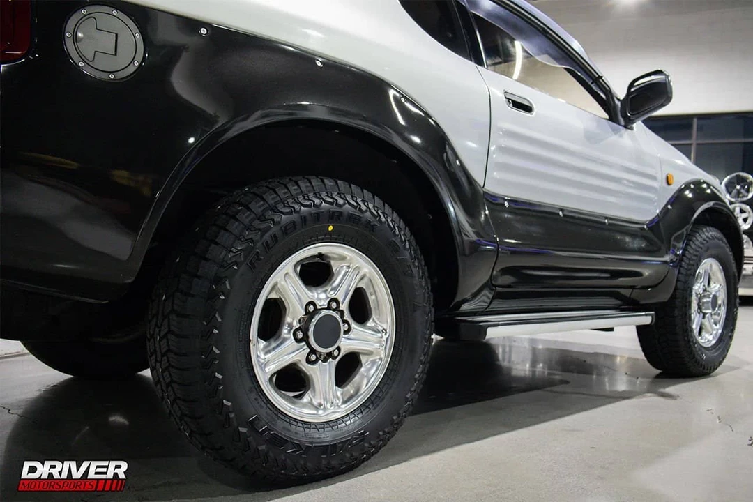 1999 Isuzu VehiCROSS - Image 25 of 25