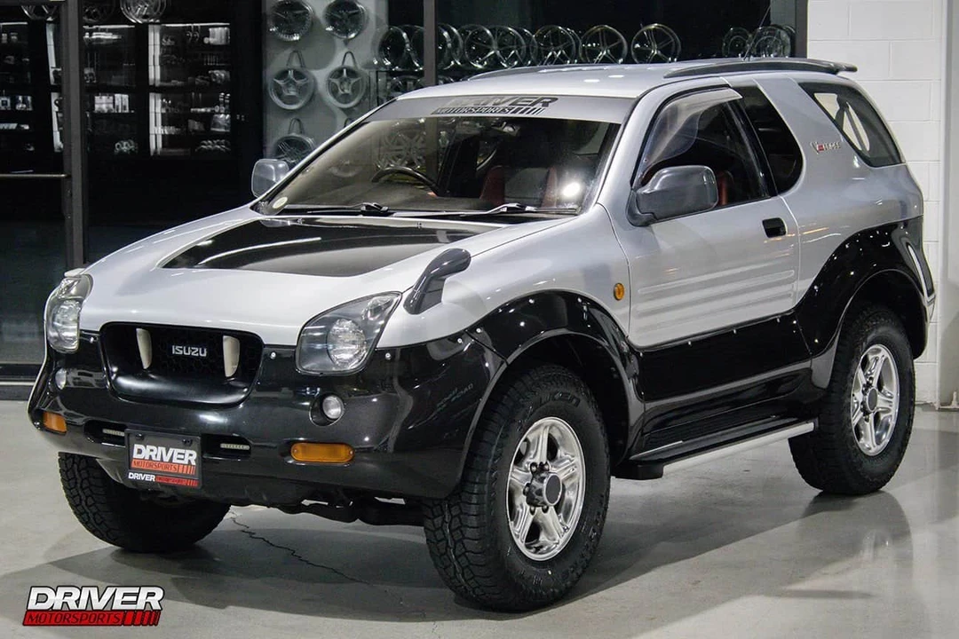 1999 Isuzu VehiCROSS - Image 6 of 25