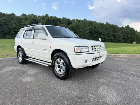 1999 Isuzu Wizard