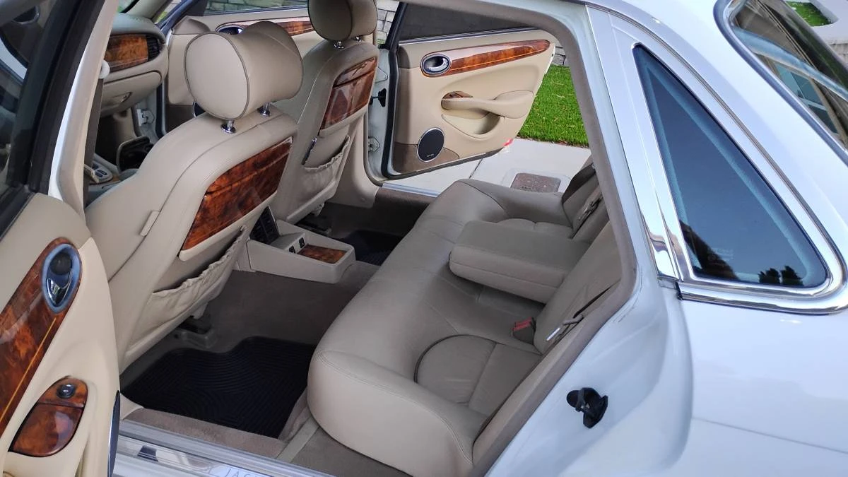 1999 Jaguar X308 XJ - Image 10 of 14