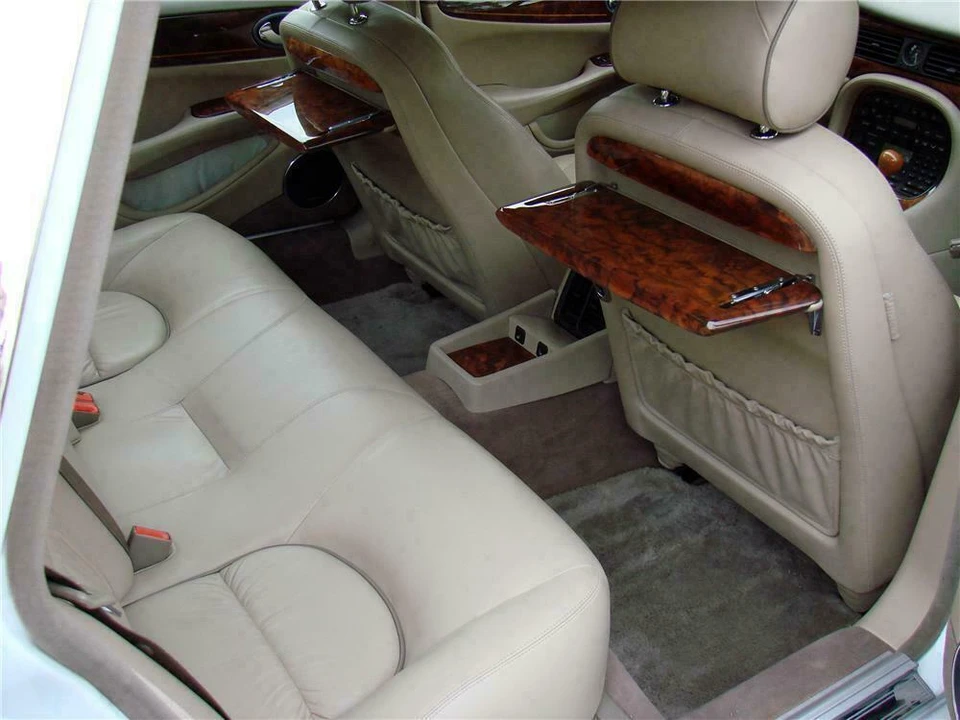 1999 Jaguar X308 XJ - Image 4 of 4