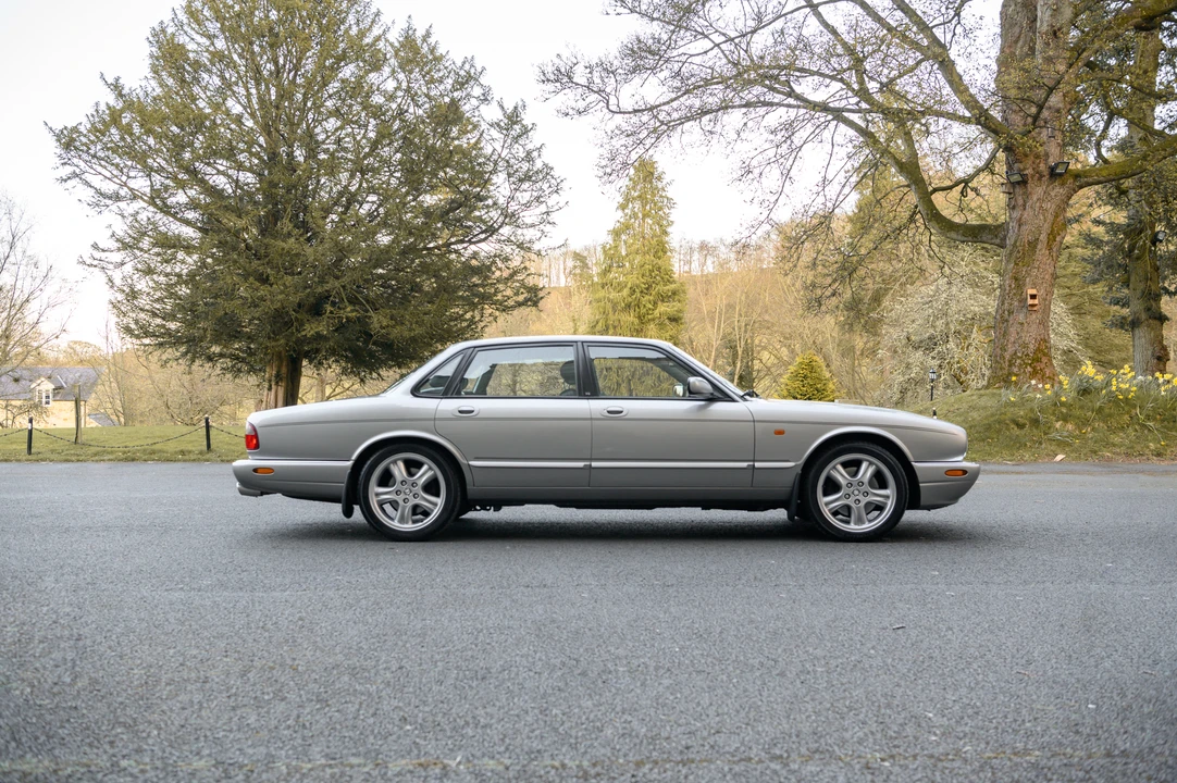 1999 Jaguar X308 XJR - Image 20 of 31