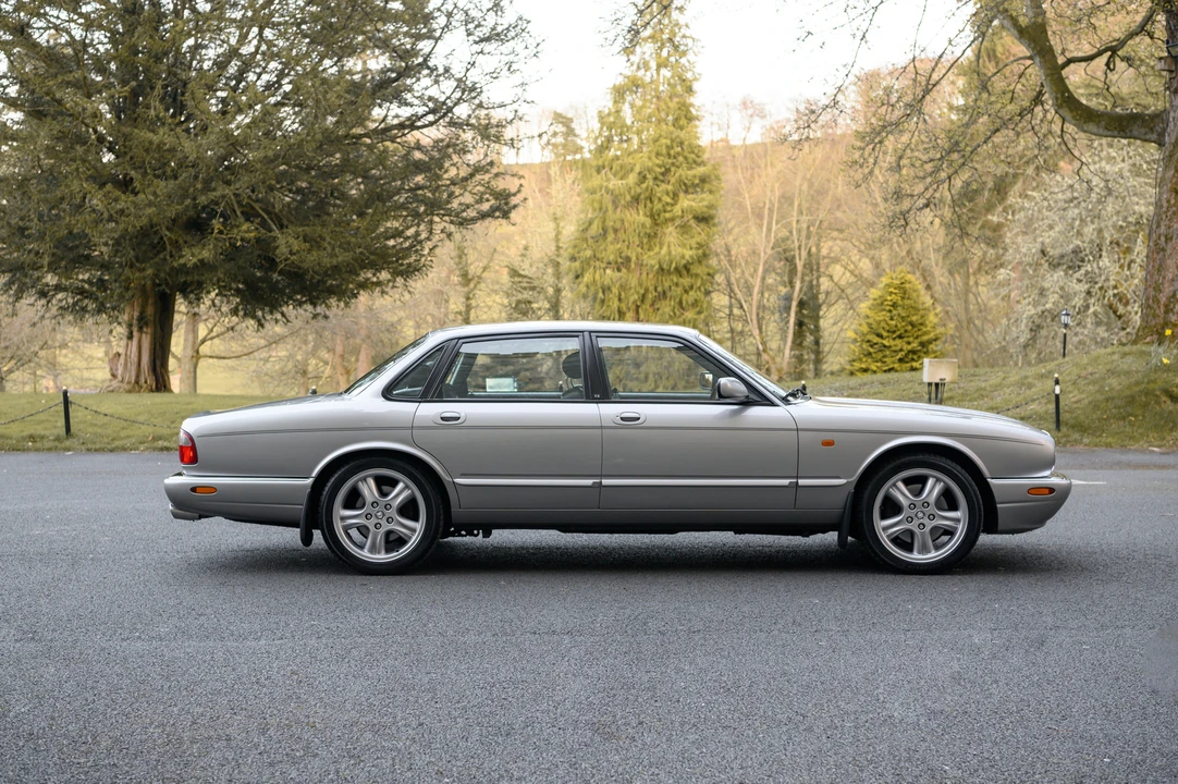 1999 Jaguar X308 XJR - Image 21 of 31