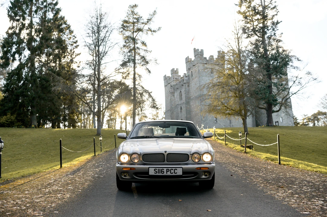 1999 Jaguar X308 XJR - Image 4 of 31