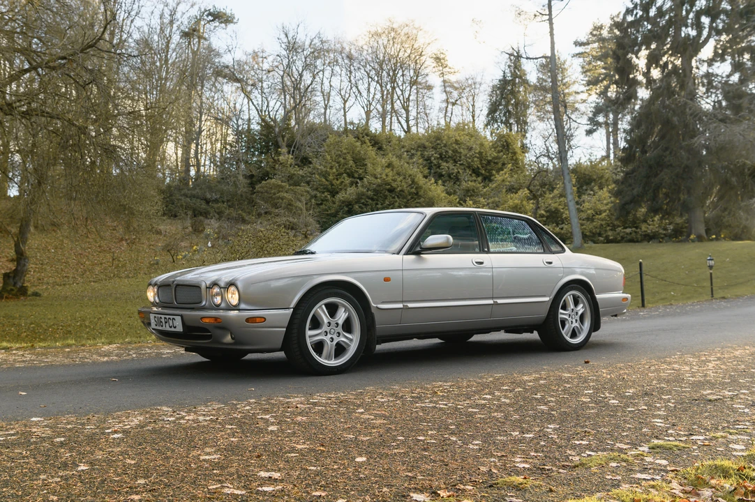 1999 Jaguar X308 XJR - Image 24 of 31