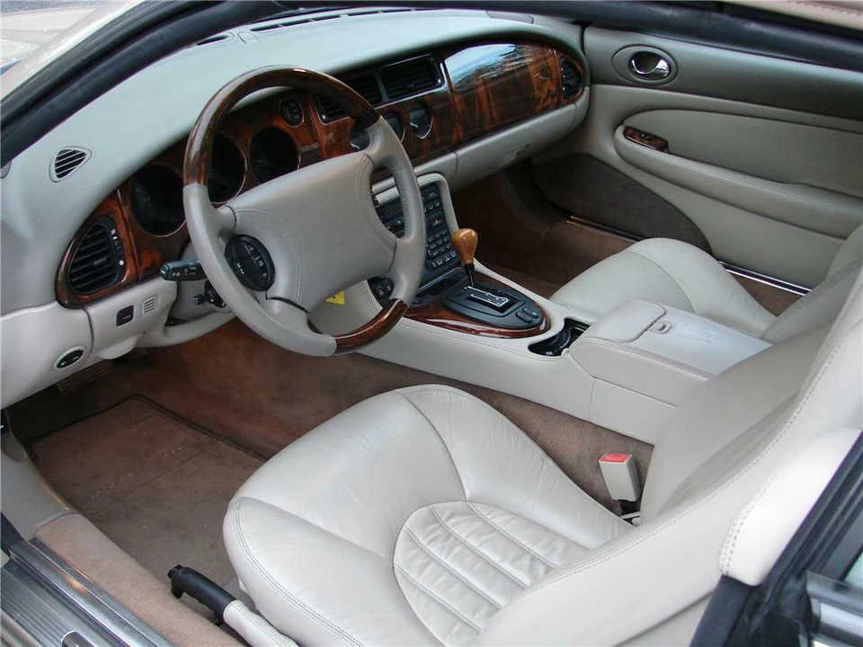1999 Jaguar X100 XK8 - Image 3 of 3