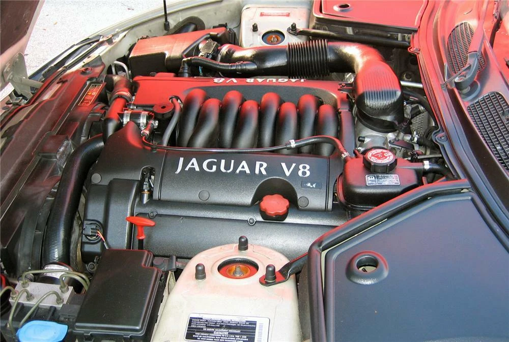 1999 Jaguar X100 XK8 - Image 3 of 4