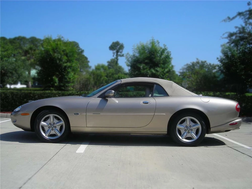 1999 Jaguar X100 XK8 - Image 4 of 4