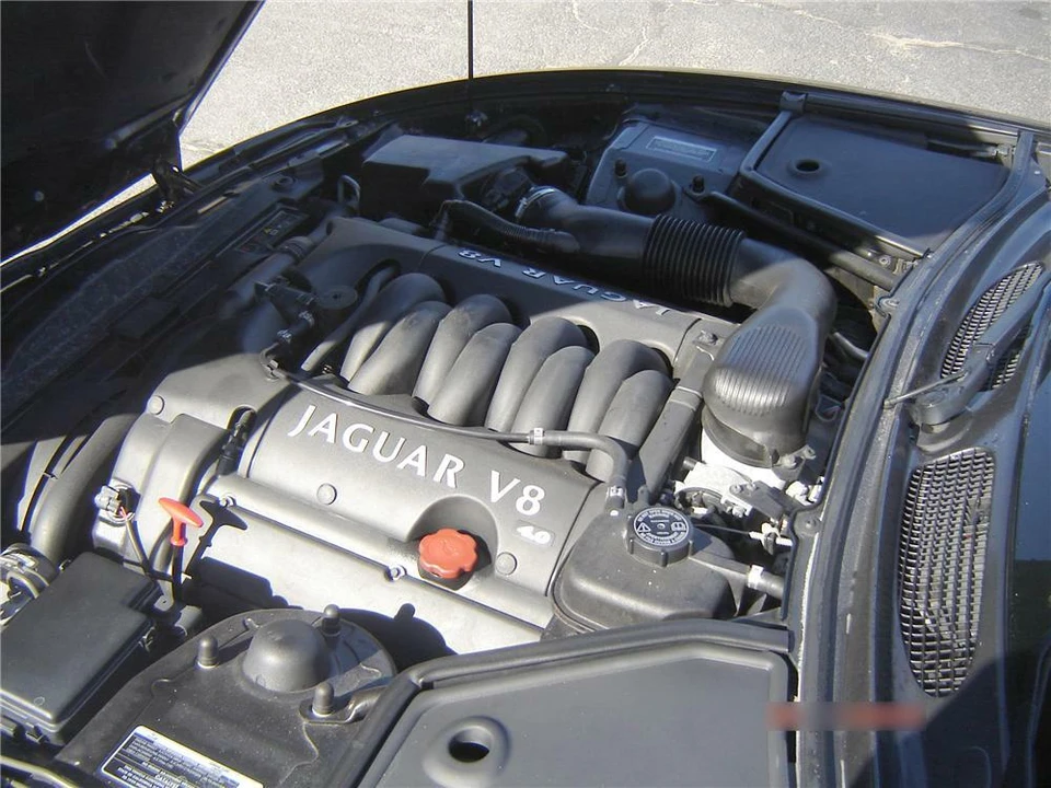 1999 Jaguar X100 XK8 - Image 2 of 3