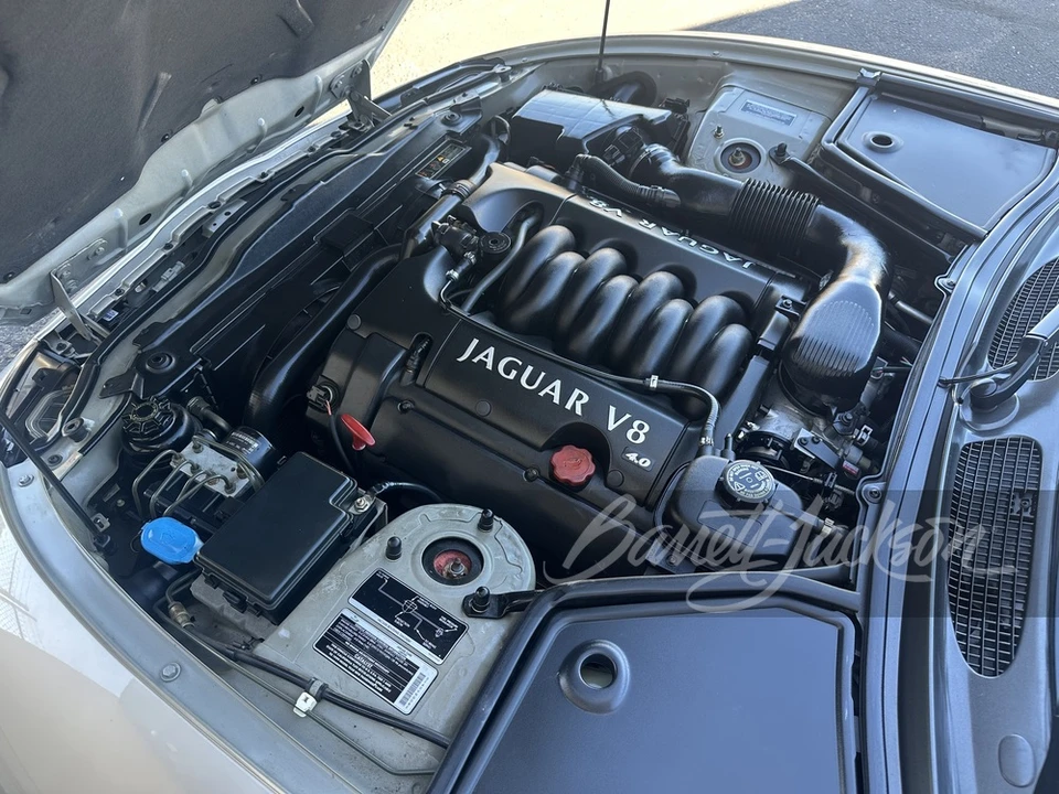1999 Jaguar X100 XK8 - Image 10 of 24