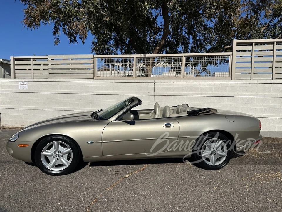 1999 Jaguar X100 XK8 - Image 12 of 24