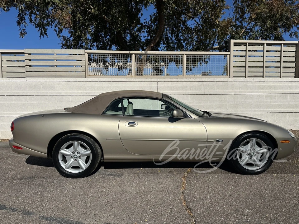1999 Jaguar X100 XK8 - Image 20 of 24