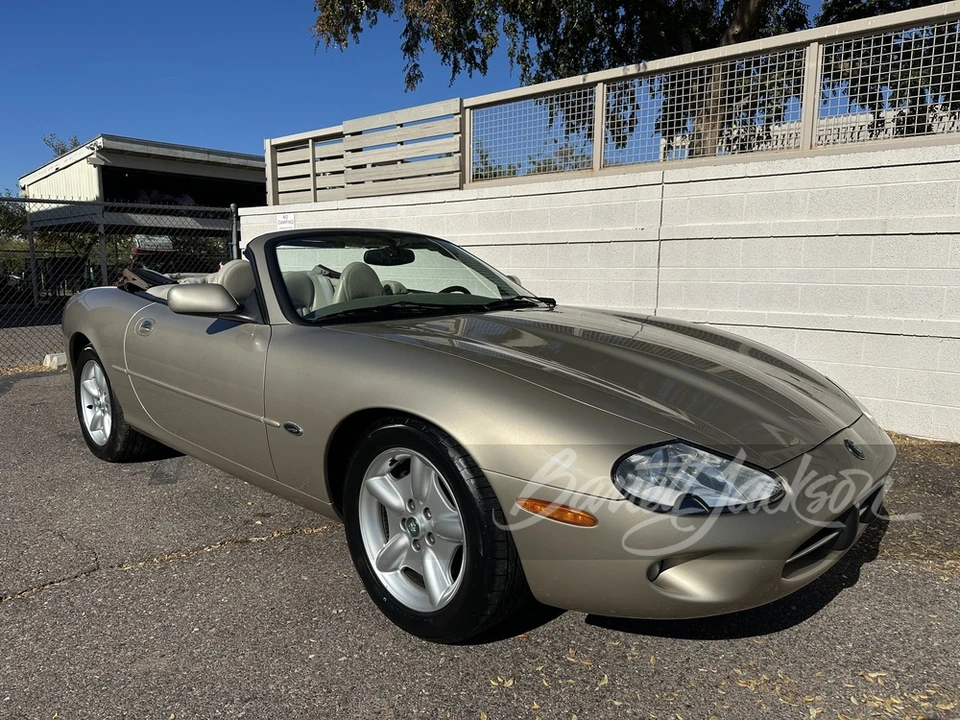 1999 Jaguar X100 XK8 - Image 22 of 24