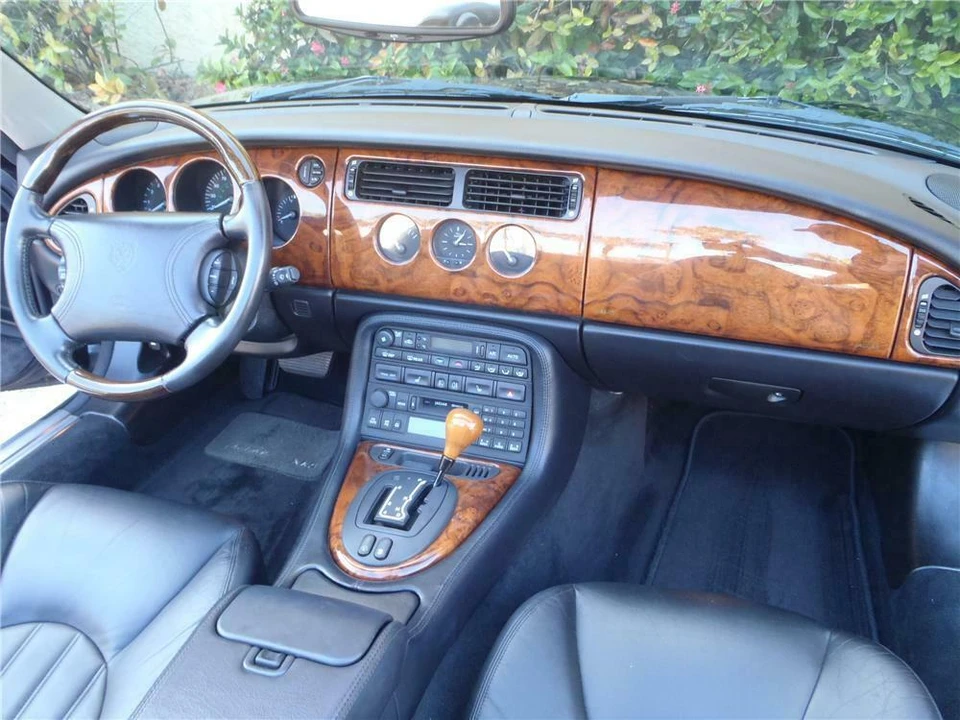 1999 Jaguar X100 XK8 - Image 4 of 5