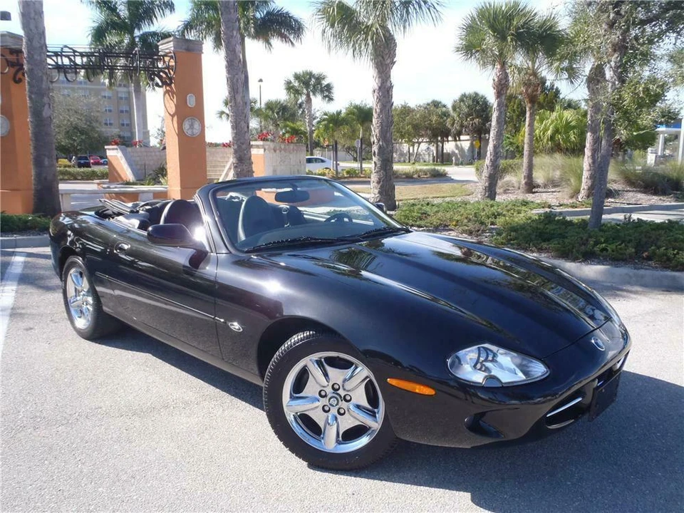 1999 Jaguar X100 XK8 - Image 5 of 5