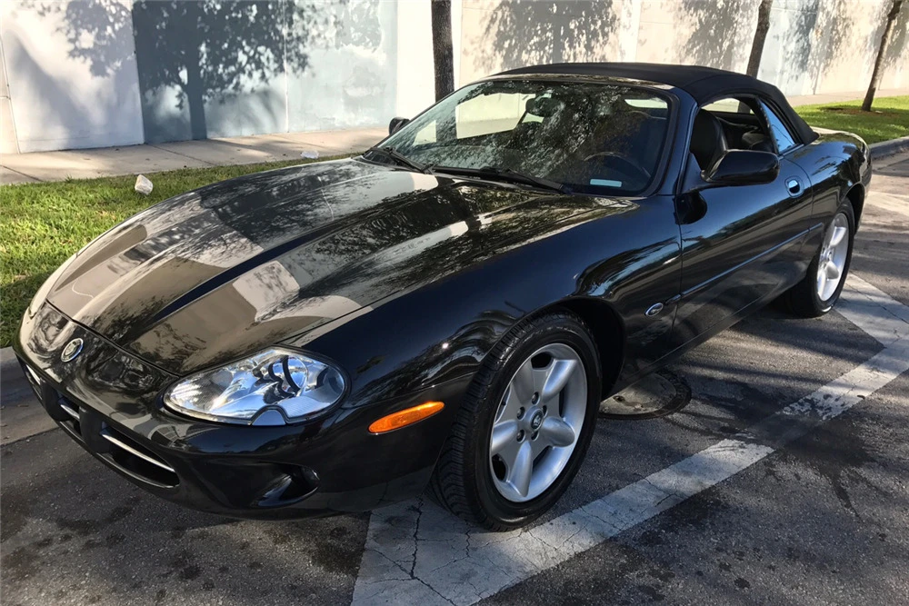 1999 Jaguar X100 XK8 - Image 2 of 4