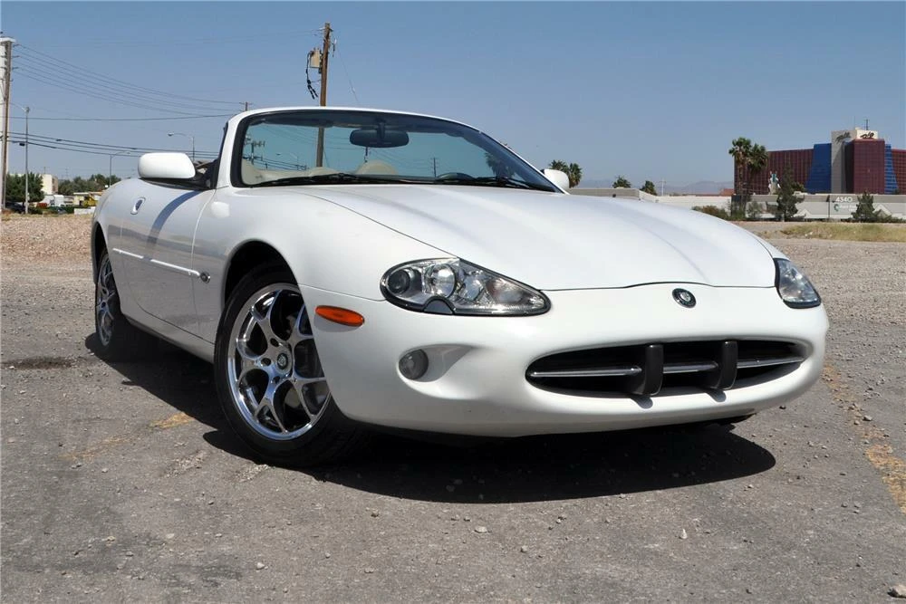 1999 Jaguar X100 XK8 - Image 2 of 5