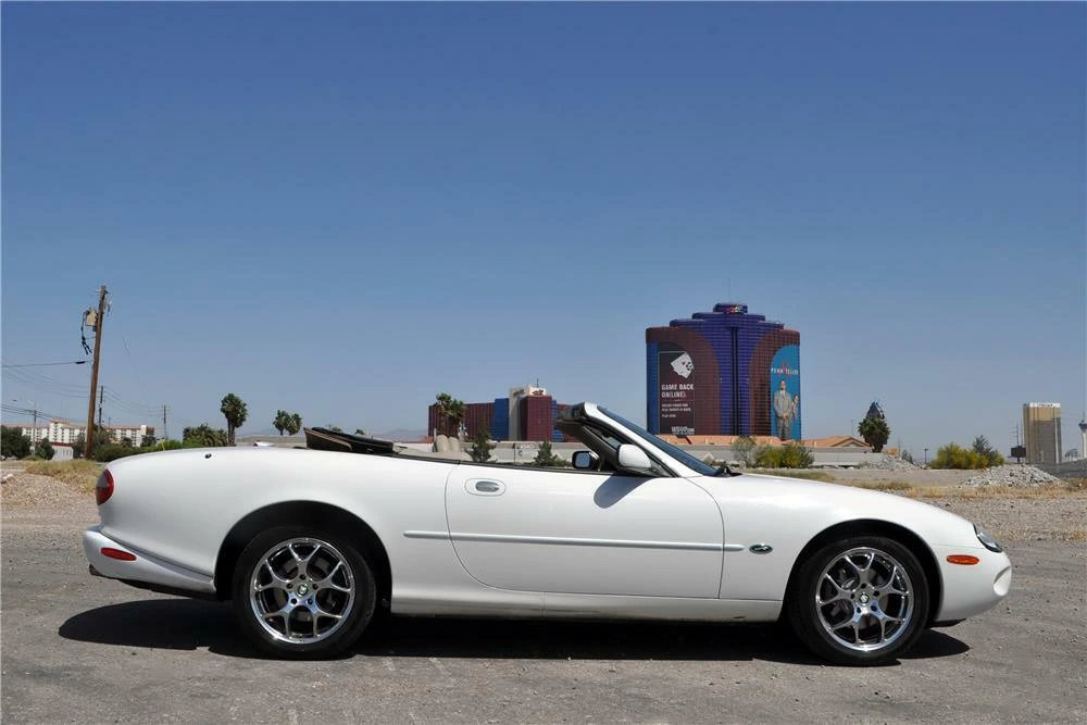 1999 Jaguar X100 XK8 - Image 5 of 5