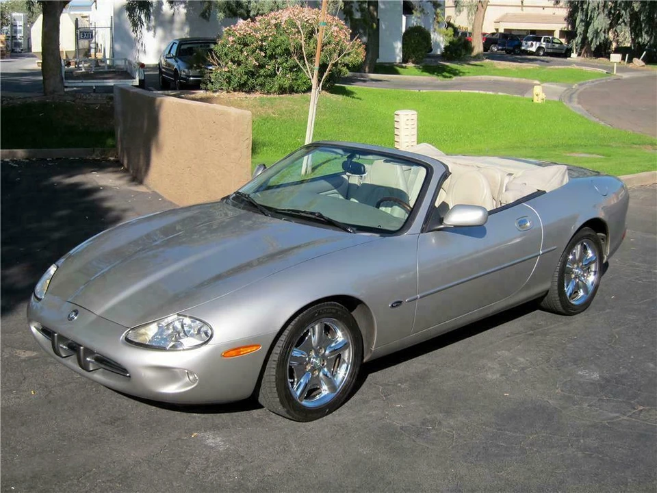 1999 Jaguar X100 XK8 - Image 2 of 5