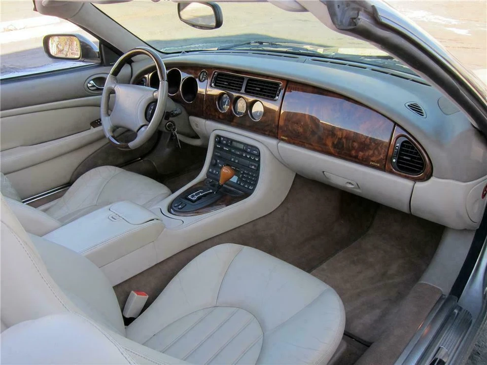1999 Jaguar X100 XK8 - Image 4 of 5