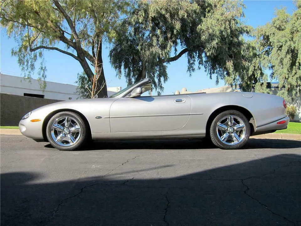 1999 Jaguar X100 XK8 - Image 5 of 5