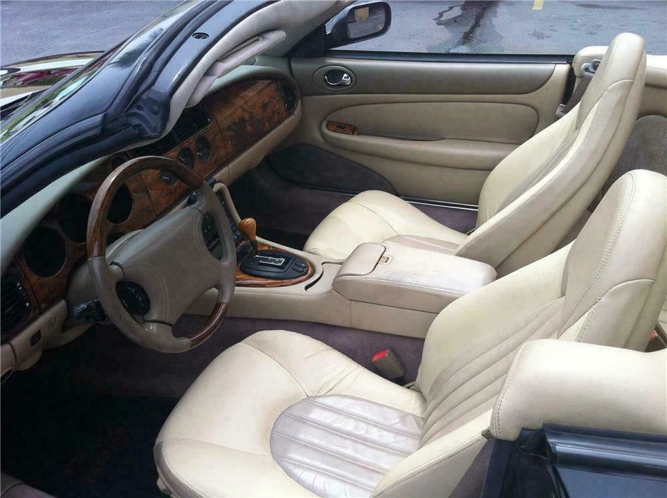 1999 Jaguar X100 XK8 - Image 4 of 5