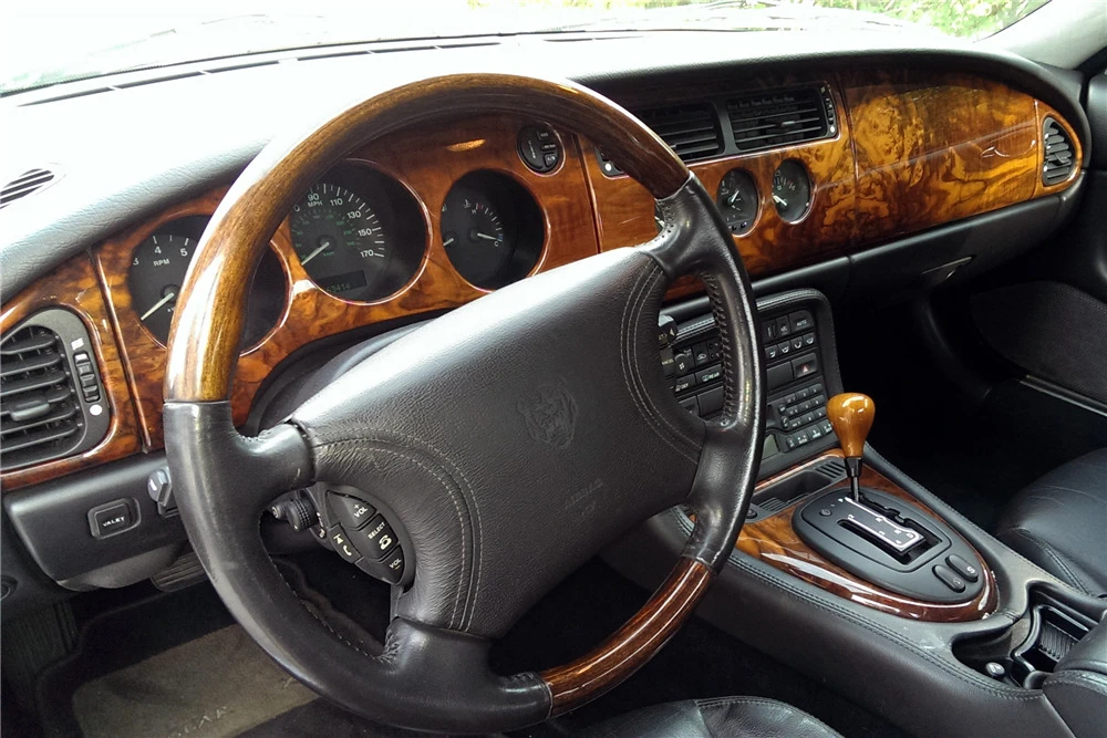 1999 Jaguar X100 XK8 - Image 3 of 5
