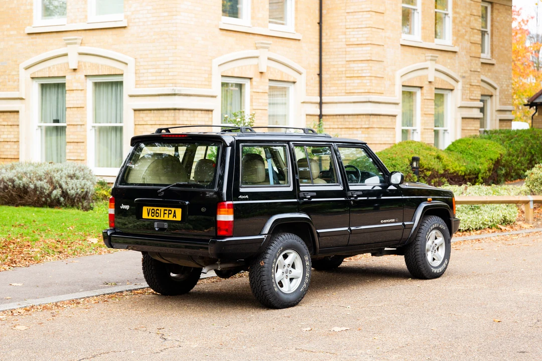 1999 Jeep XJ Cherokee - Image 6 of 31