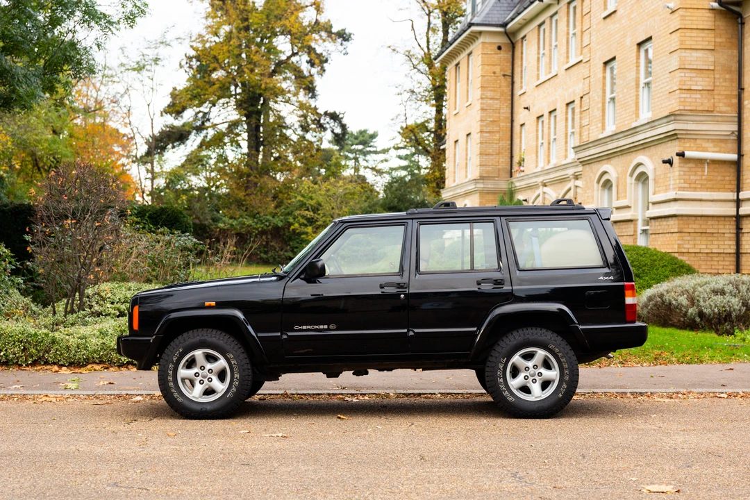 1999 Jeep XJ Cherokee - Image 9 of 31