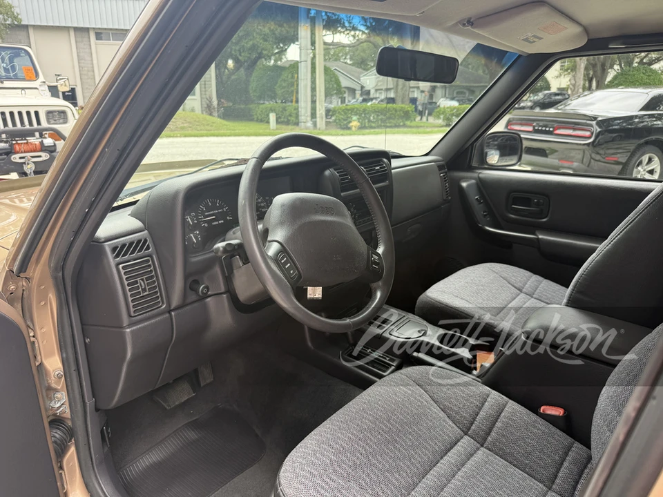 1999 Jeep XJ Cherokee - Image 5 of 22