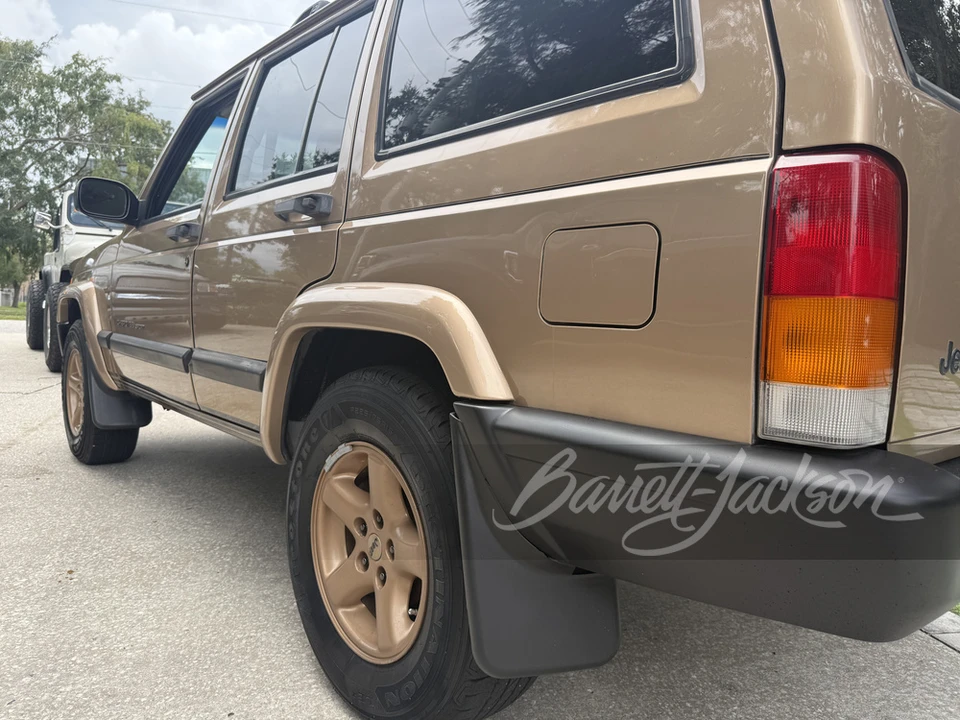 1999 Jeep XJ Cherokee - Image 11 of 22