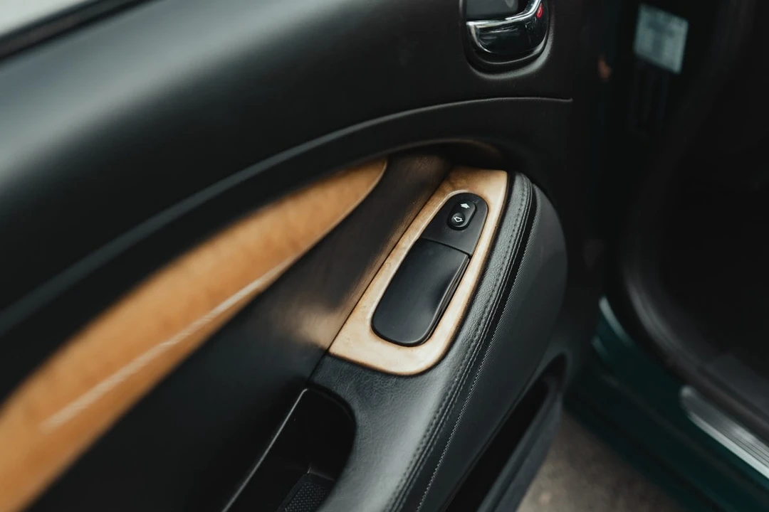 1999 Jaguar S-Type 2nd Gen - Image 8 of 11
