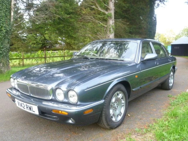 1999 Jaguar S-Type 2nd Gen - Image 10 of 10