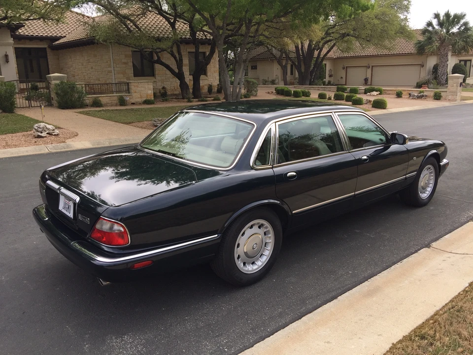 1999 Jaguar X308 XJ - Image 4 of 31