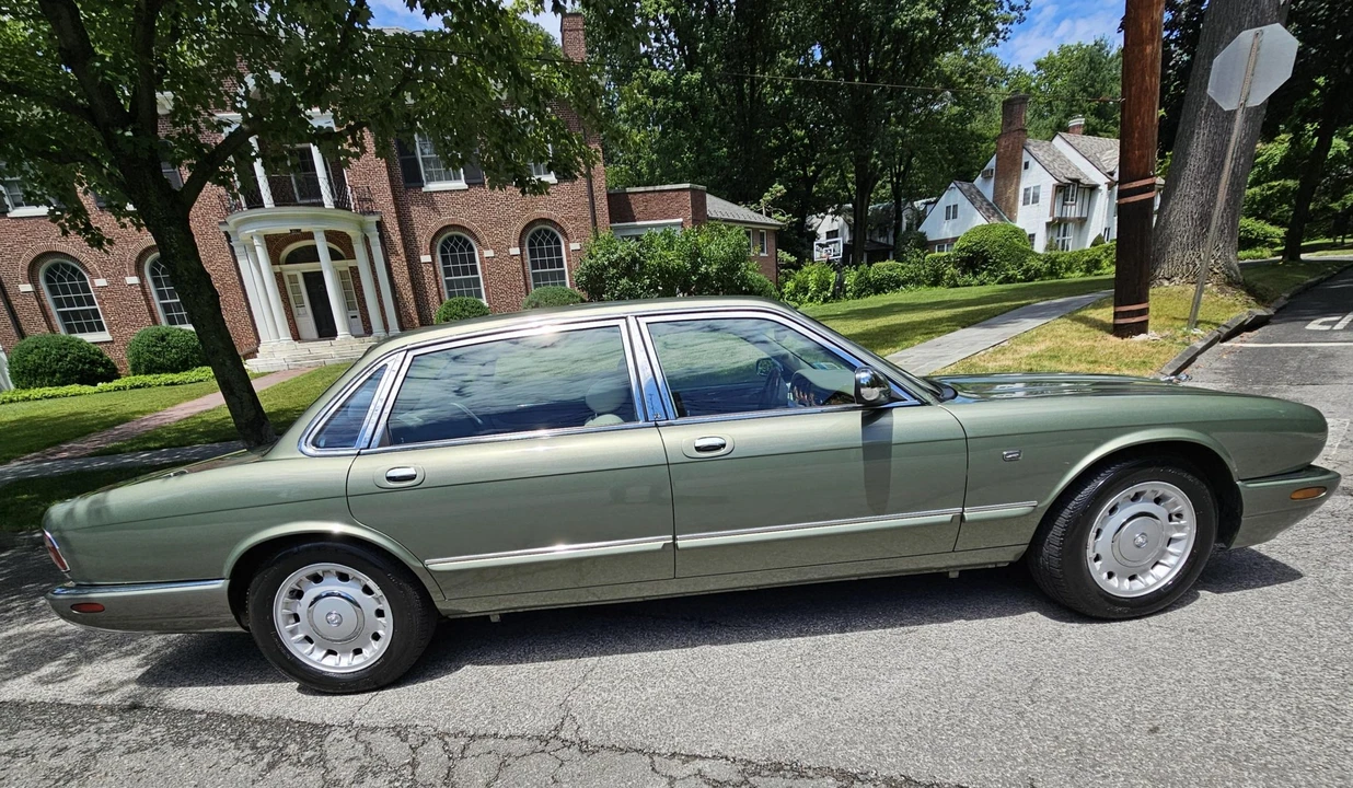 1999 Jaguar X308 XJ - Image 13 of 31