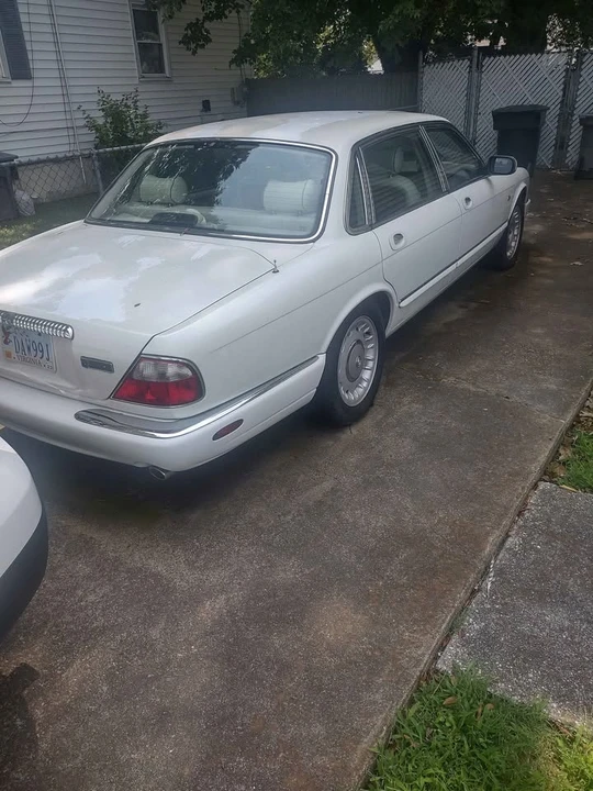 1999 Jaguar X308 XJ - Image 6 of 7