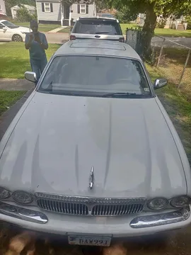 1999 Jaguar Vanderplus