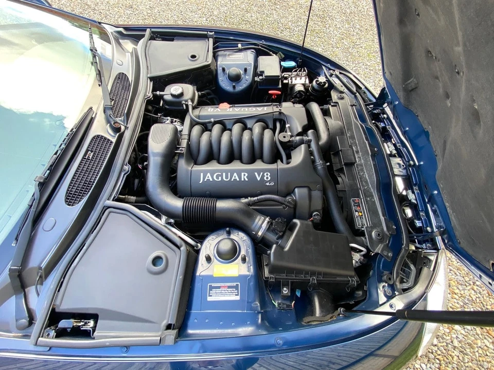 1999 Jaguar X100 XK8 - Image 21 of 30