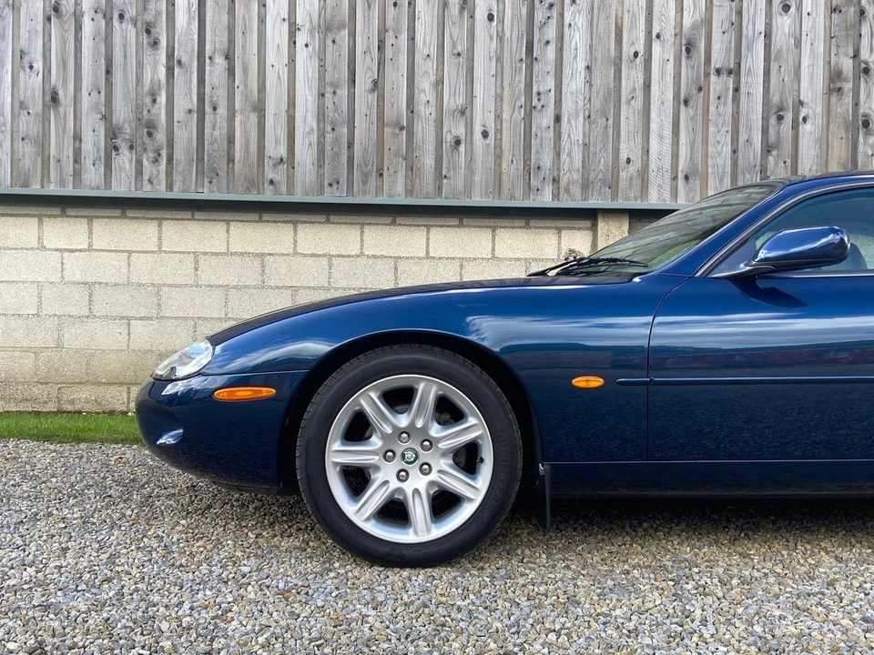 1999 Jaguar X100 XK8 - Image 13 of 30