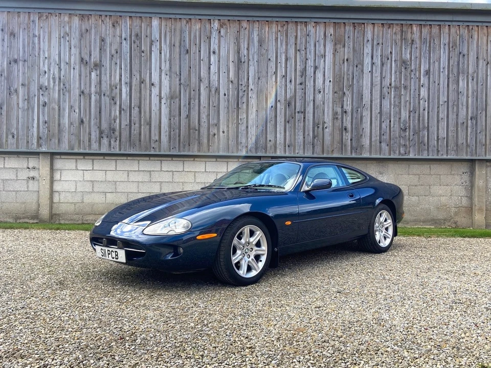 1999 Jaguar X100 XK8 - Image 12 of 30