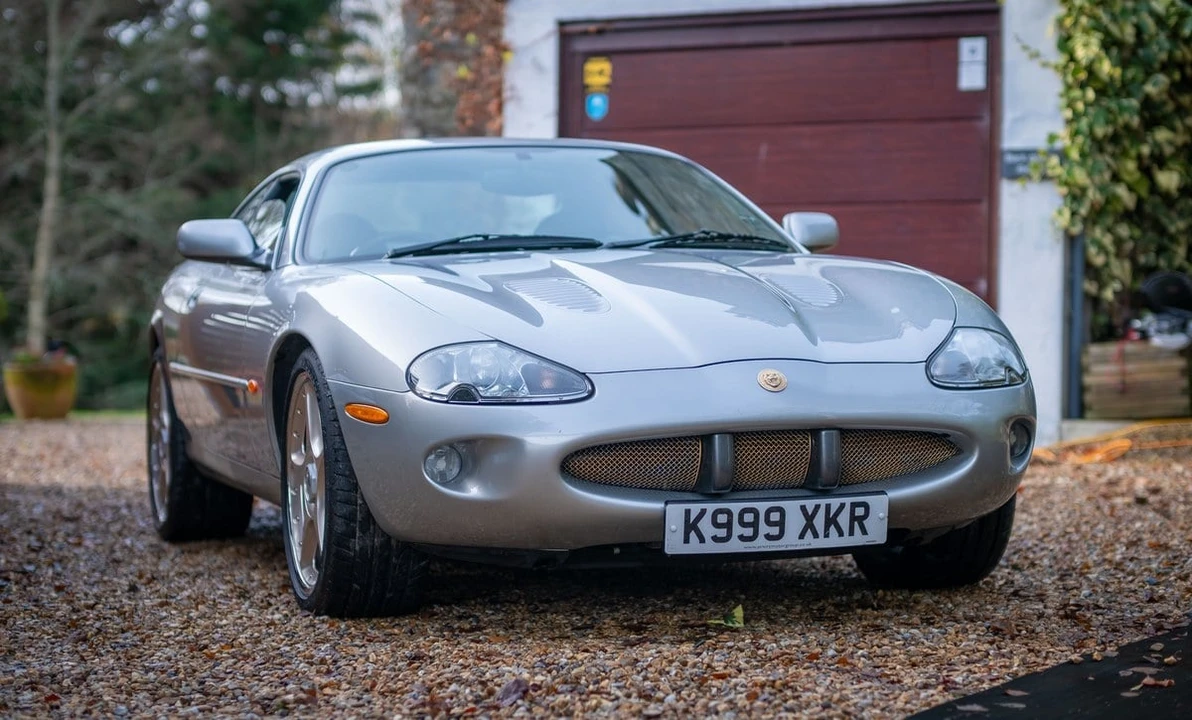 1999 Jaguar X100 XKR - Image 8 of 30