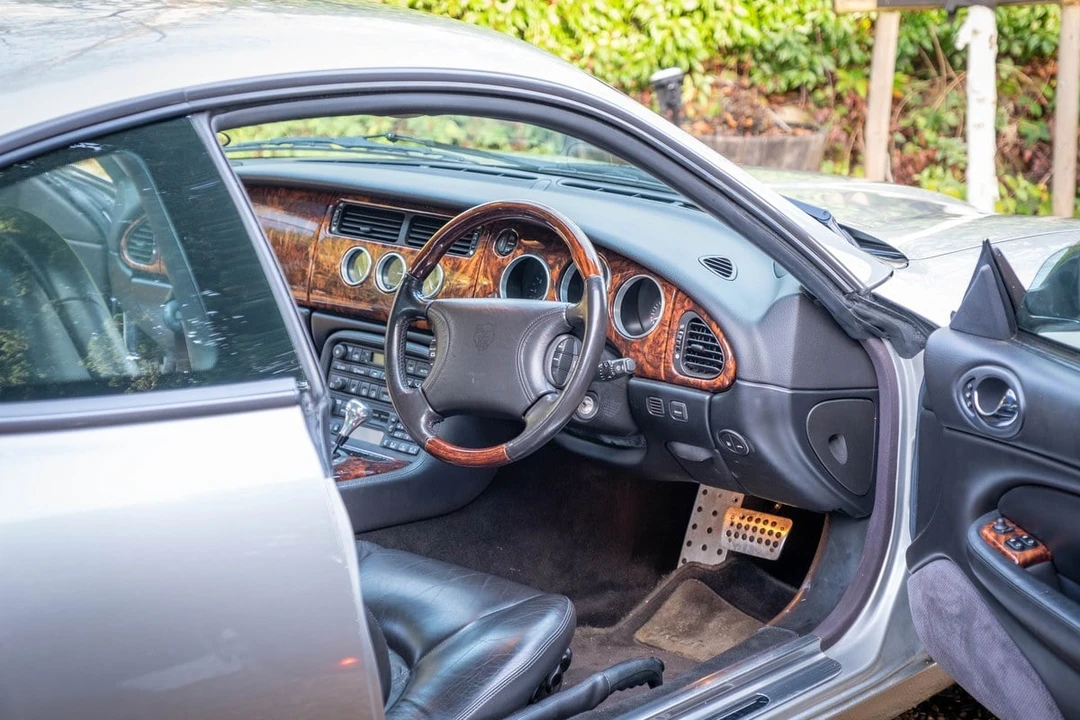 1999 Jaguar X100 XKR - Image 26 of 30